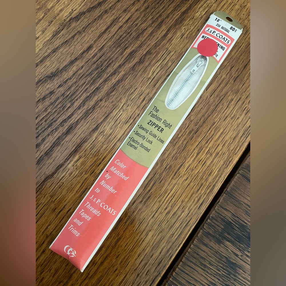 J. & P. Coats Neutral 18" Zipper - Natural